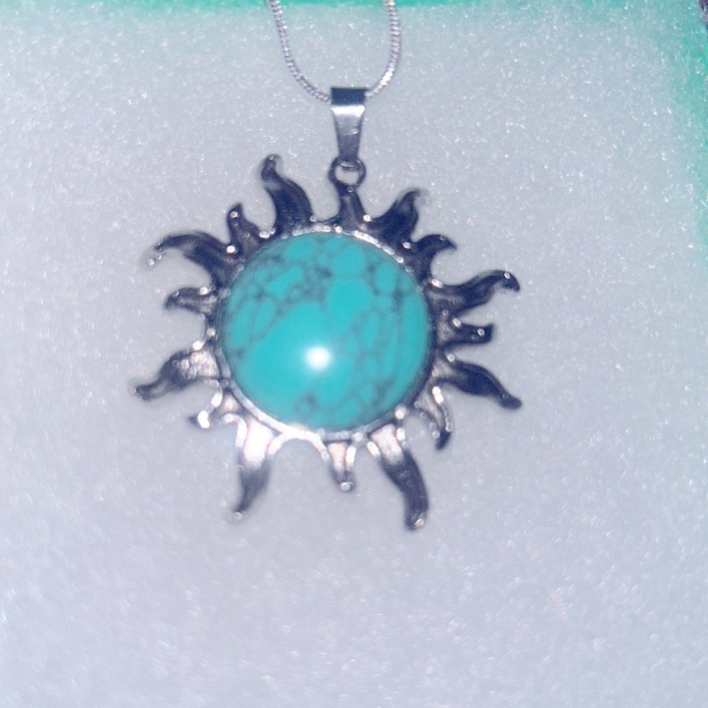 Boho hippie Turquoise Crystal Sun Sterling Silver Necklace 16”